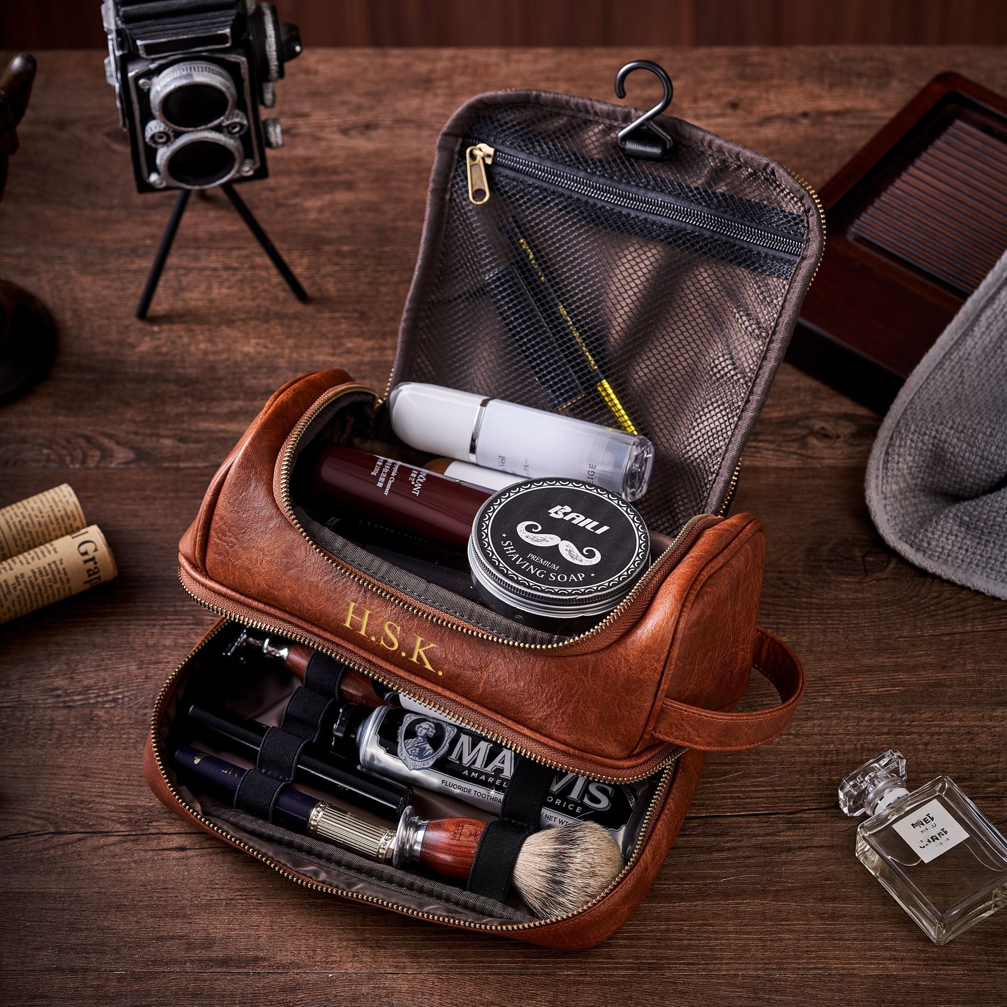 Groomsmen Gift Bag Personalized Toiletry Bag Travel Case Leather Dopp Kit  Bag